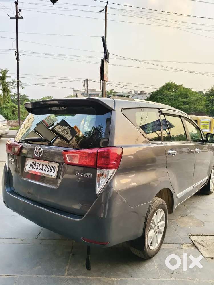 Toyota Innova Crysta 2021 Diesel 65000 Km Driven