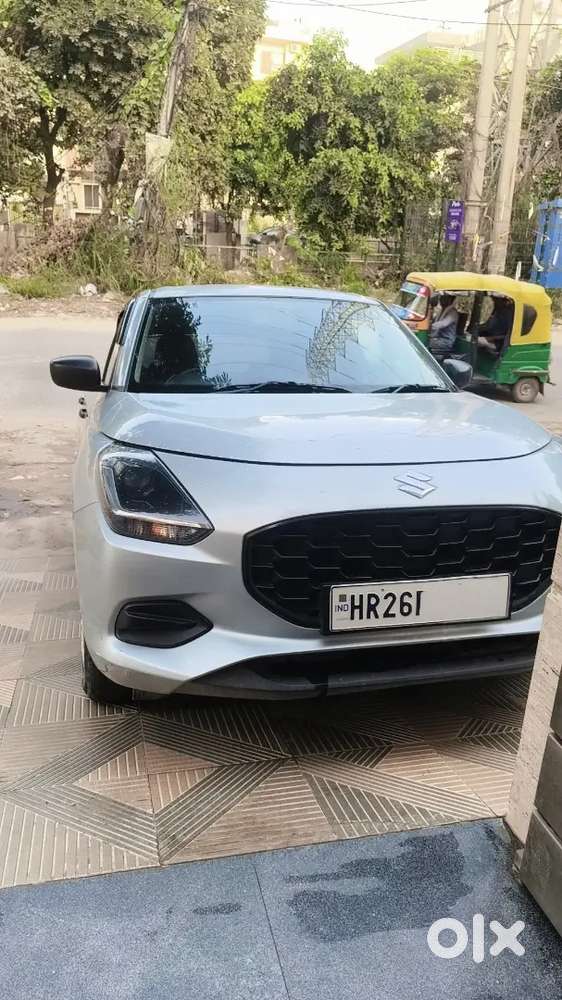 Maruti Suzuki Swift Lxi 2025