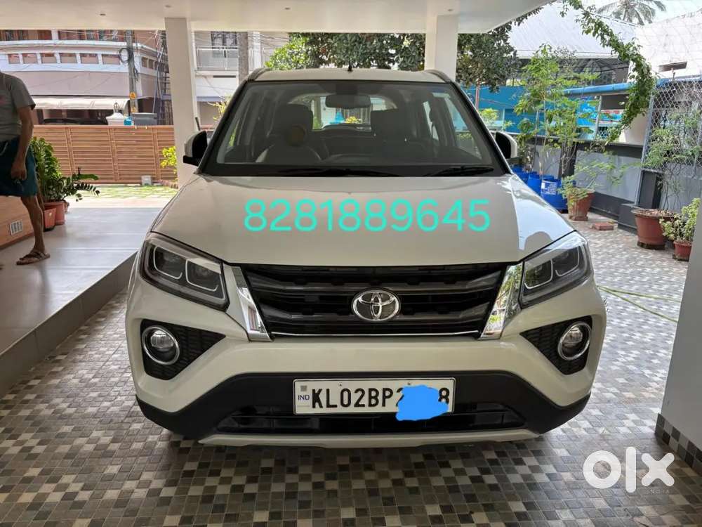 Urban Cruiser Premium Varient Automatic Company Service No Replacement