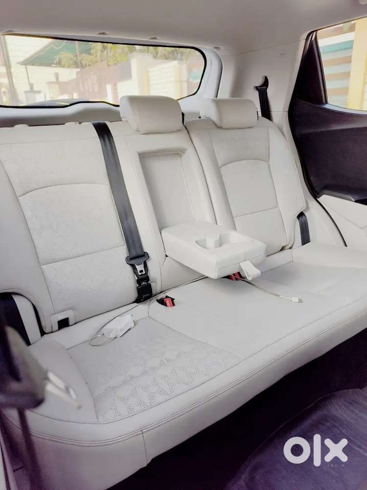 Mahindra Xuv400 Ev 2024  New Condition Range 450 Urgent Sell Book New