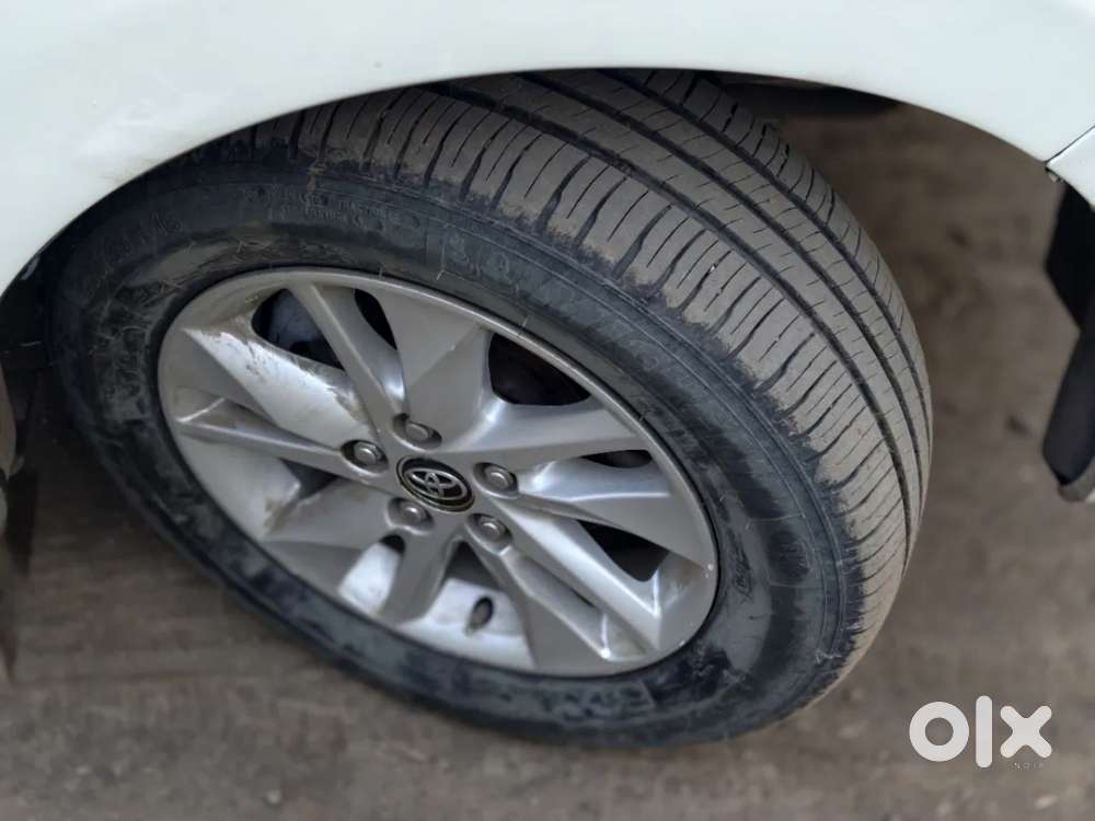 Toyota Innova Crysta 2.4 V 7 Str, 2017, Diesel