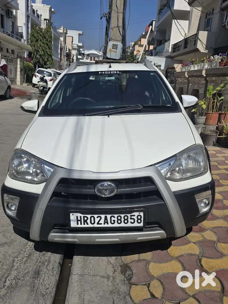 Toyota Etios Cross 2015 Diesel 230000 Km Driven