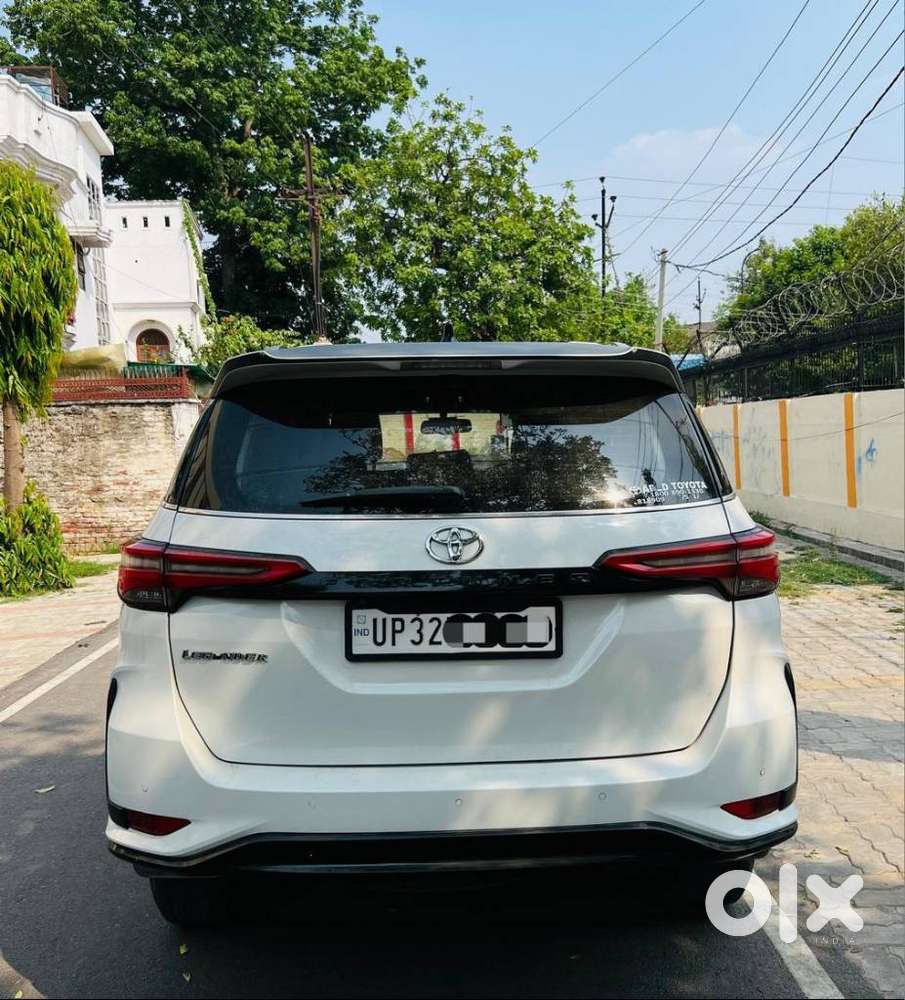 Toyota Fortuner Legender 4x2 At 2.8, 2024, Diesel