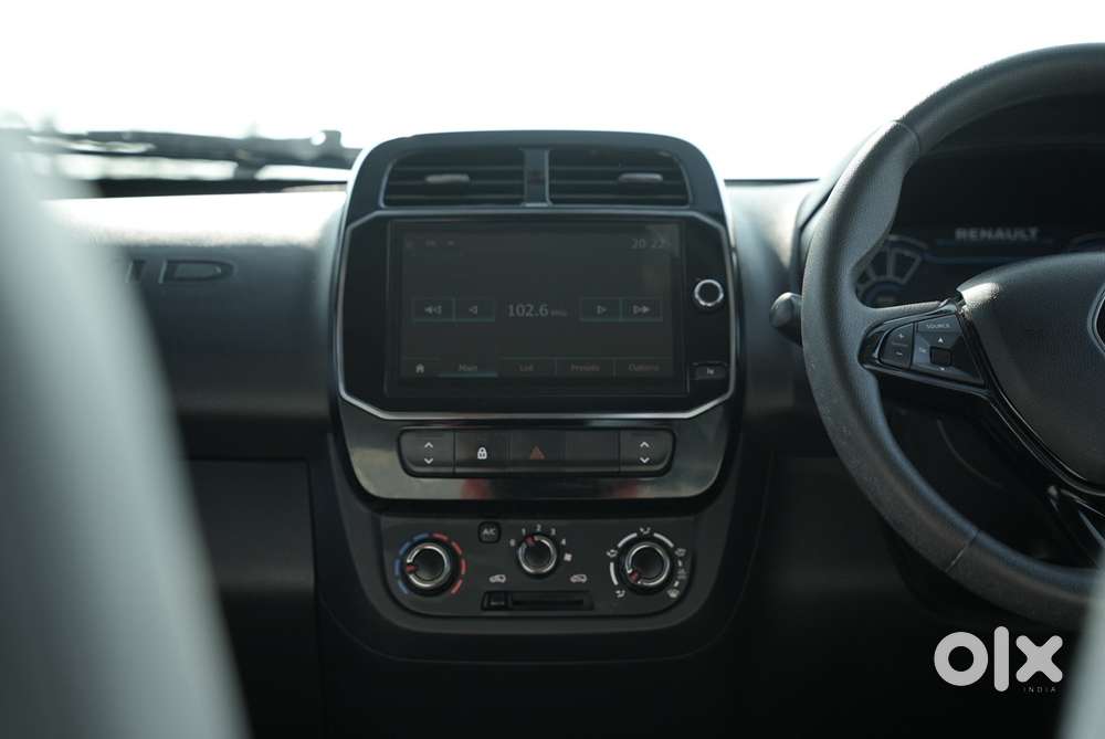 Renault Kwid Petrol Automatic Year 2025