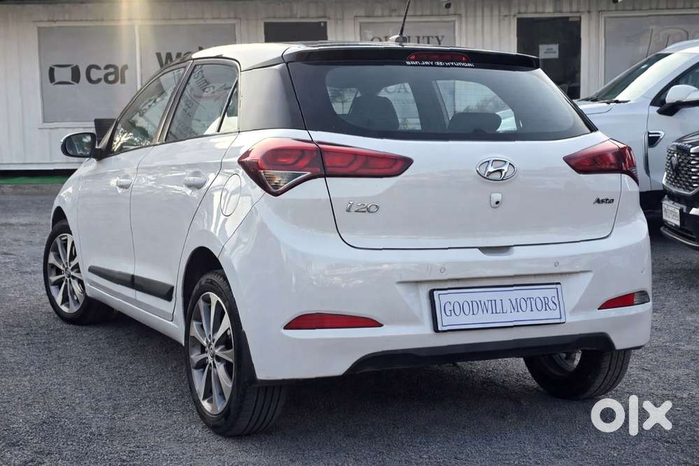 Hyundai I20 Asta (o) 1.2 Mt Dual Tone, 2018, Petrol