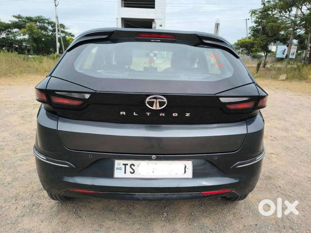 Tata Altroz Xe Petrol 2020 Year