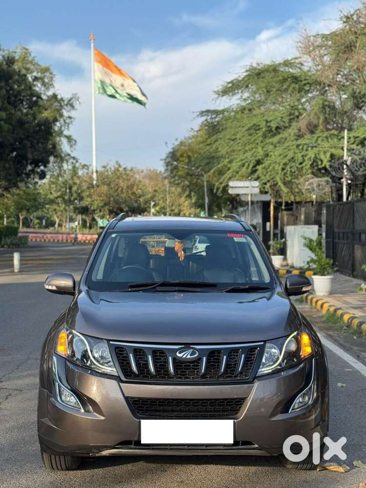 Mahindra Xuv500 2.2 W10 Sportz Edition At, 2018, Diesel