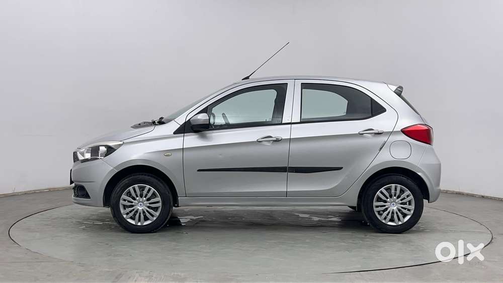 Tata Tiago 1.2 Revotron Xt, 2017, Petrol