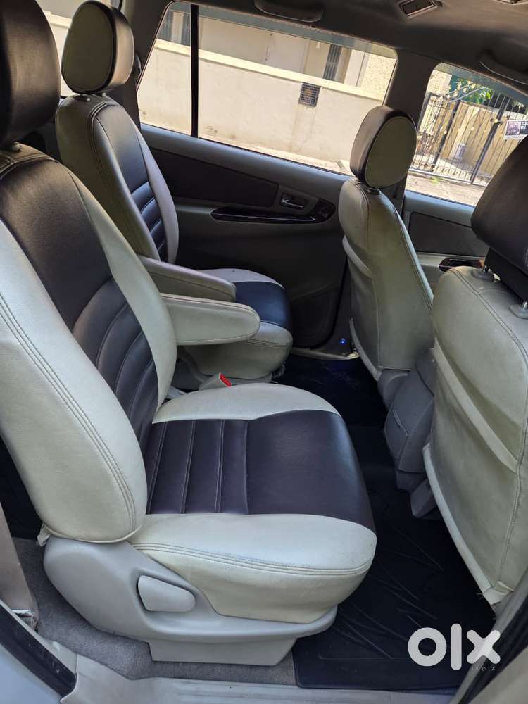 Toyota Innova 2.5 V 7 Str, 2013, Diesel