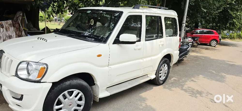 Mahindra Scorpio 2014