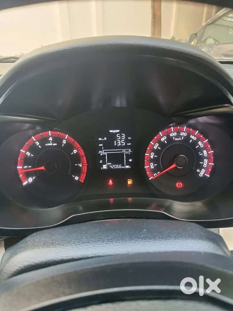 Mahindra Xuv300 2022 Petrol Well Maintained