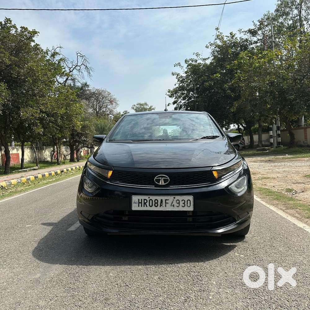 Tata Altroz 1.2 Xt I-turbo Dark Edition, 2023, Petrol