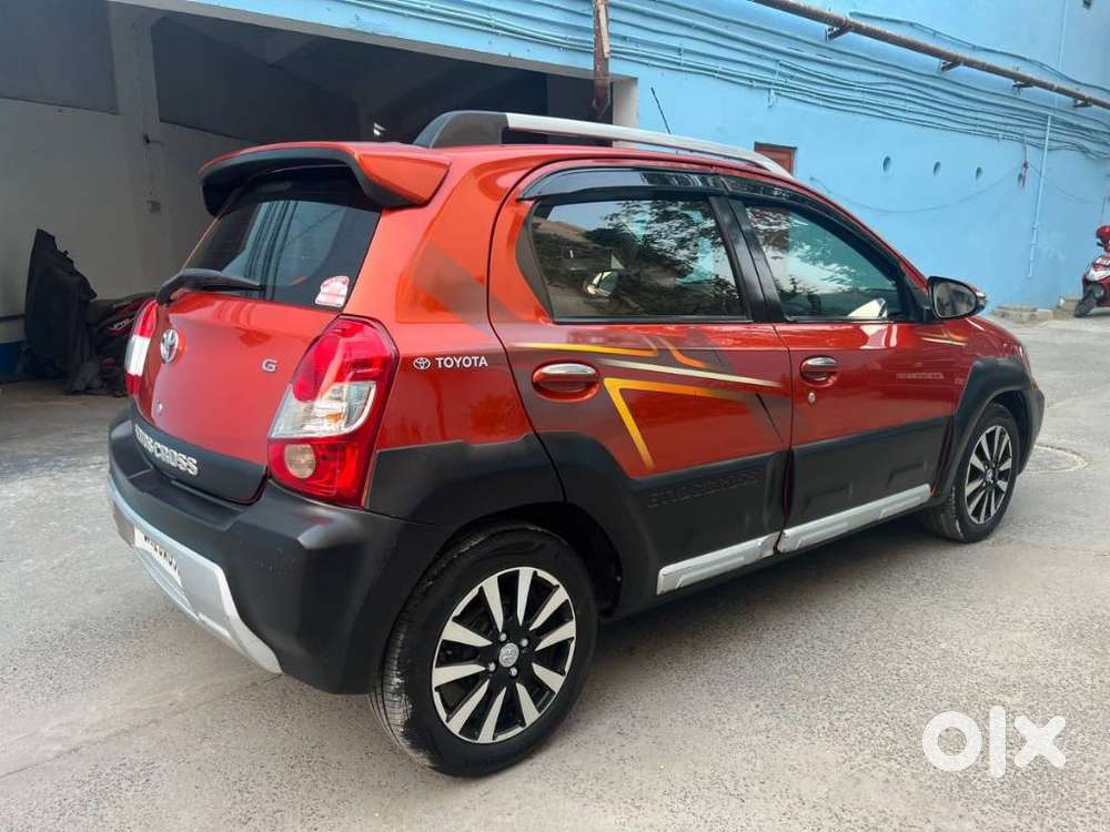Toyota Etios Cross, 2015, Petrol