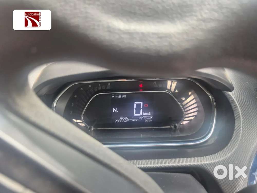 Tata Tiago Xza, 2022, Petrol