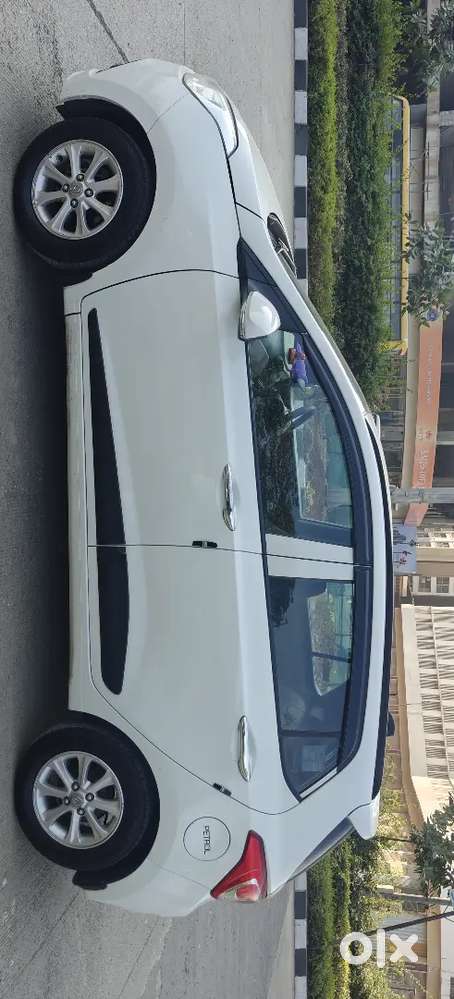 Hyundai Grand I10 2015 Petrol 72000 Km Driven