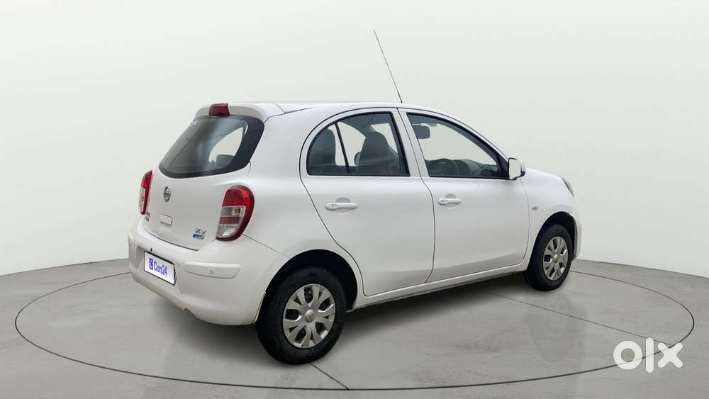 Nissan Micra Active Xv, 2015, Petrol