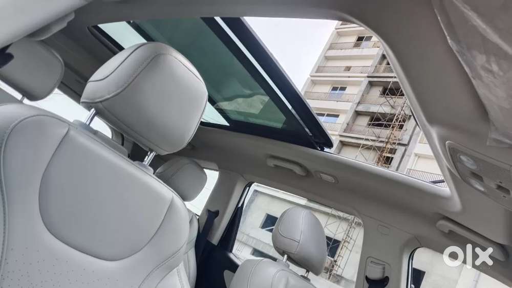 Mahindra Xuv700 2.2 Ax 7 Diesel At Str Awd, 2023, Diesel