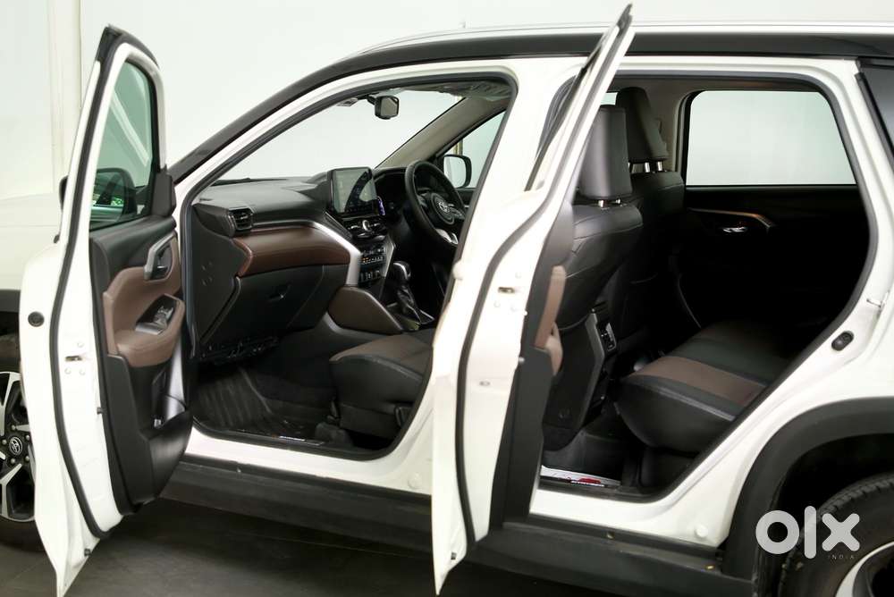 Toyota Urban Cruiser Hyryder 1.5 V Hybrid, 2022, Petrol