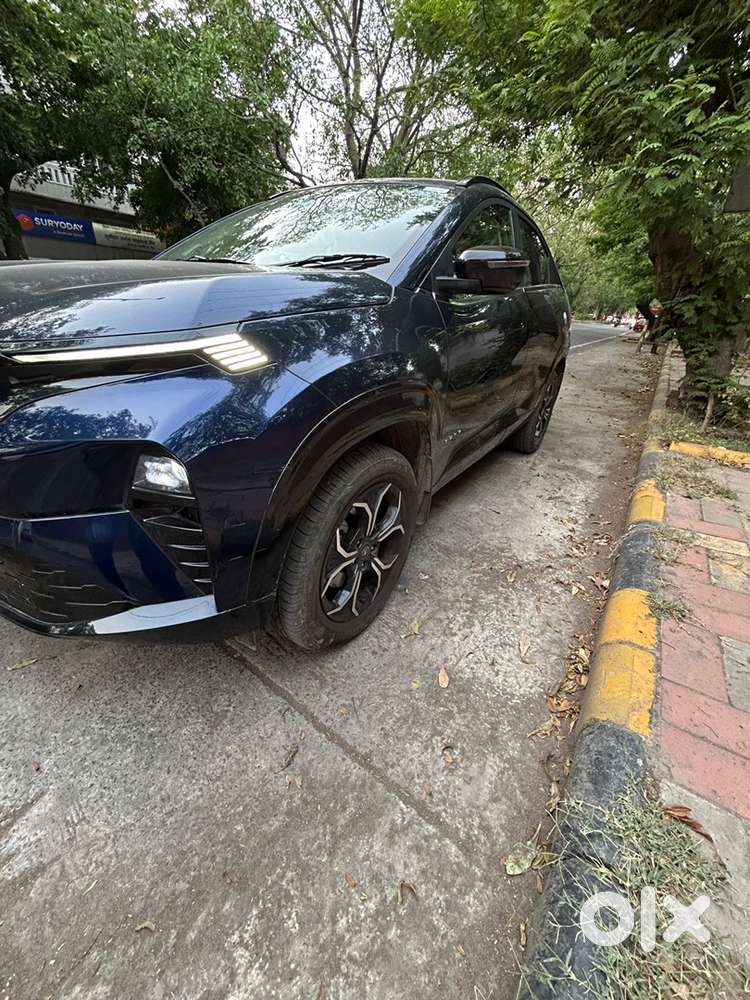 Tata Curvv Petrol 2025