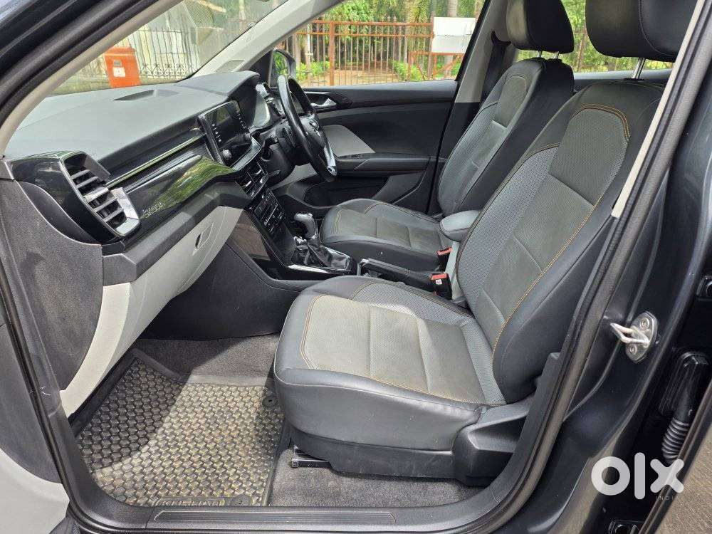 Skoda Kushaq 1.0 Tsi Style At (6 Airbags), 2023, Petrol