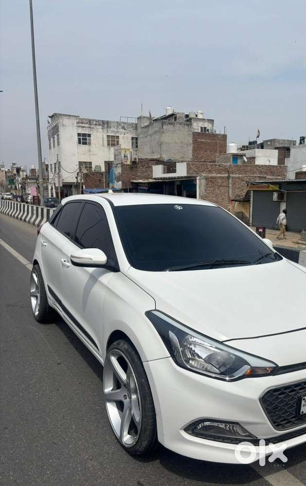 Hyundai Car 2015 Model 20 Inch Alloy Wheels With New Tyres