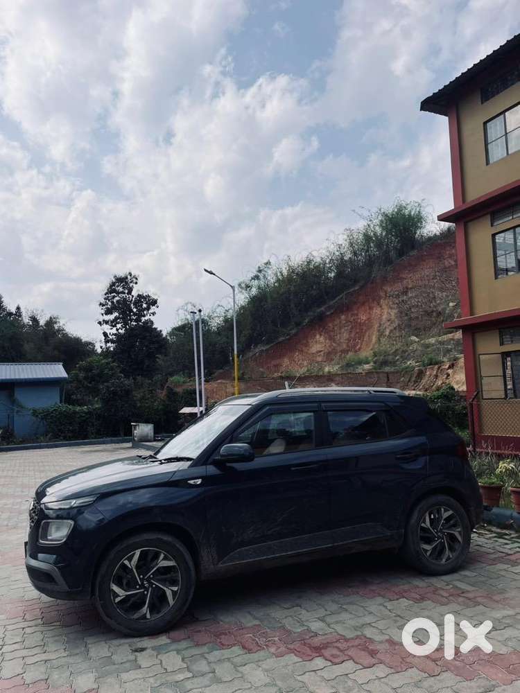 Hyundai Venue 2021 Petrol Good Condition