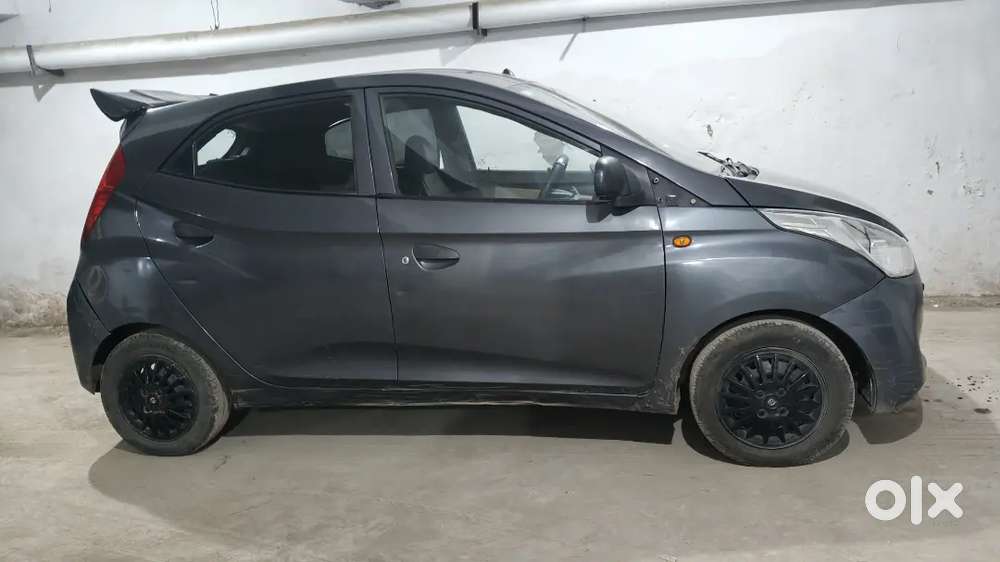 Hyundai Eon Magna 2017 Km Driven