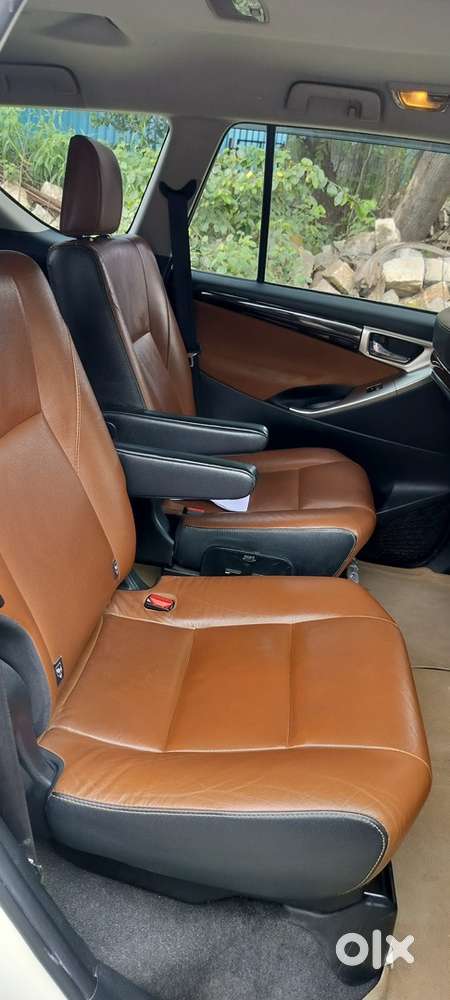 Toyota Innova Crysta 2016 Diesel 150000 Km Driven