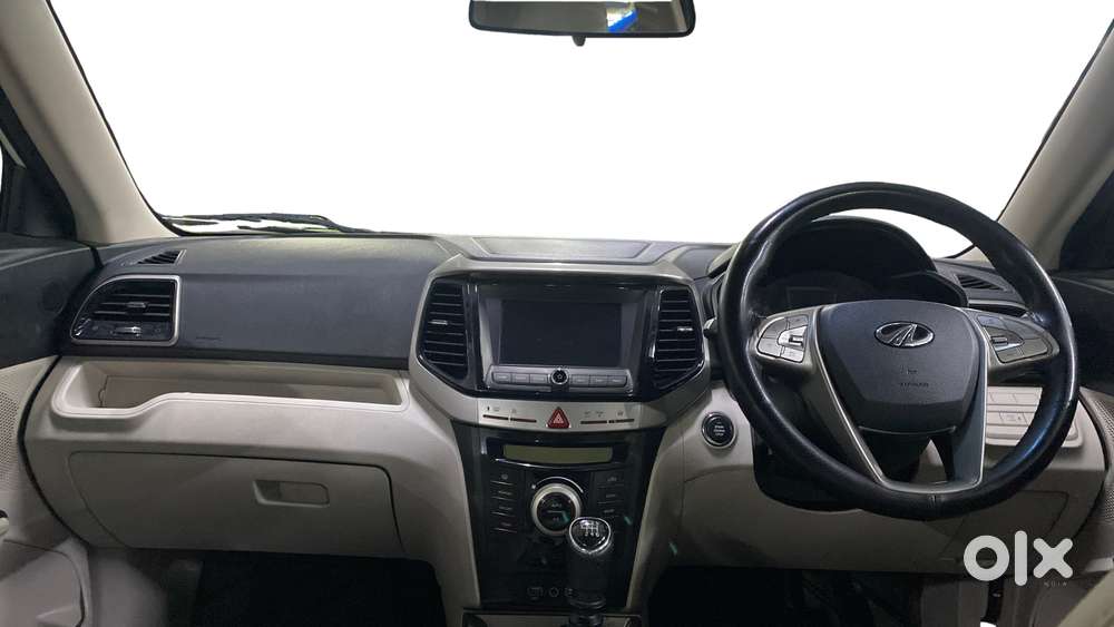 Mahindra Xuv300 W8, 2021, Petrol