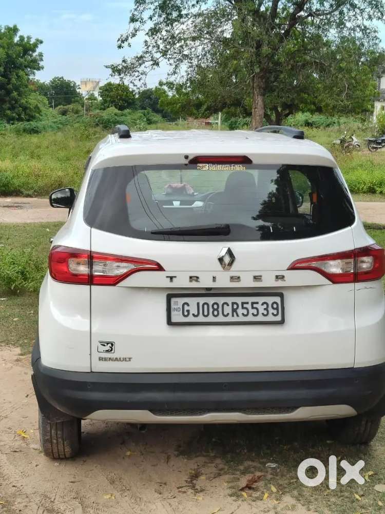 Renault Triber Rxz 2023 मॉडल