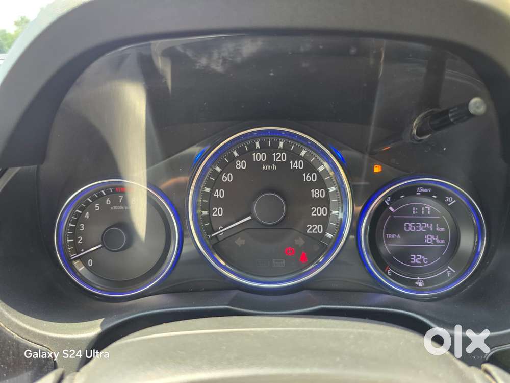 Honda City V Mt Sunroof, 2016, Petrol