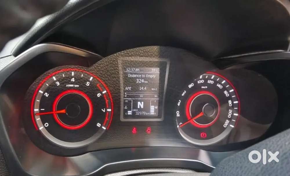 Mahindra Xuv300 W8(o) With Sunroof For Sale!