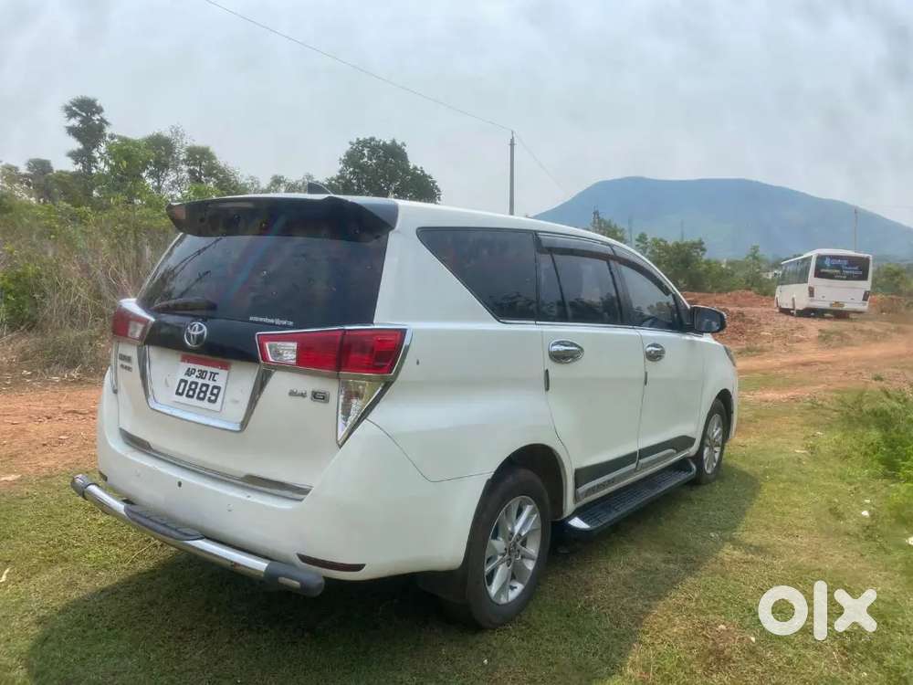 Toyota Innova Crysta 2018