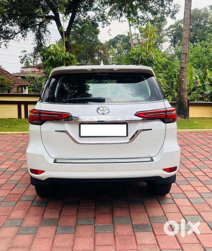 Toyota Fortuner 4x2 At 2.8 Diesel, 2022, Diesel