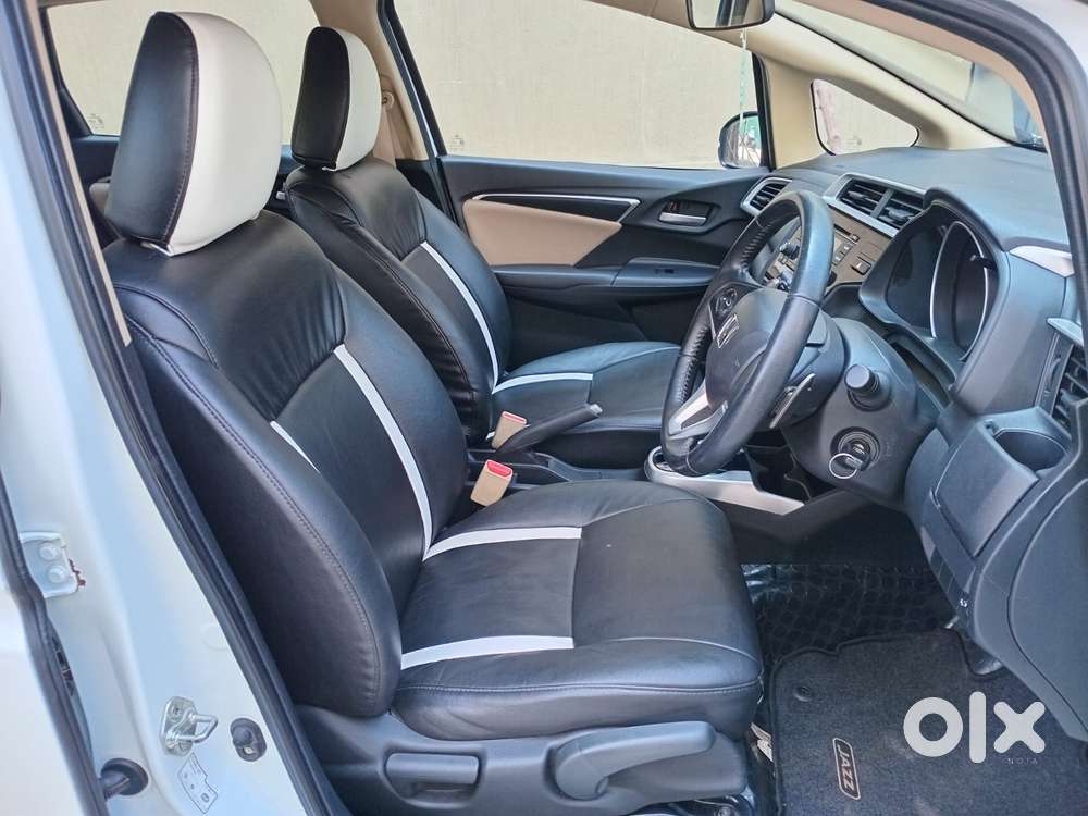 Honda Jazz V Cvt, 2017, Petrol