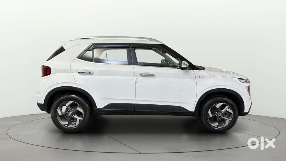 Hyundai Venue S, 2022, Petrol