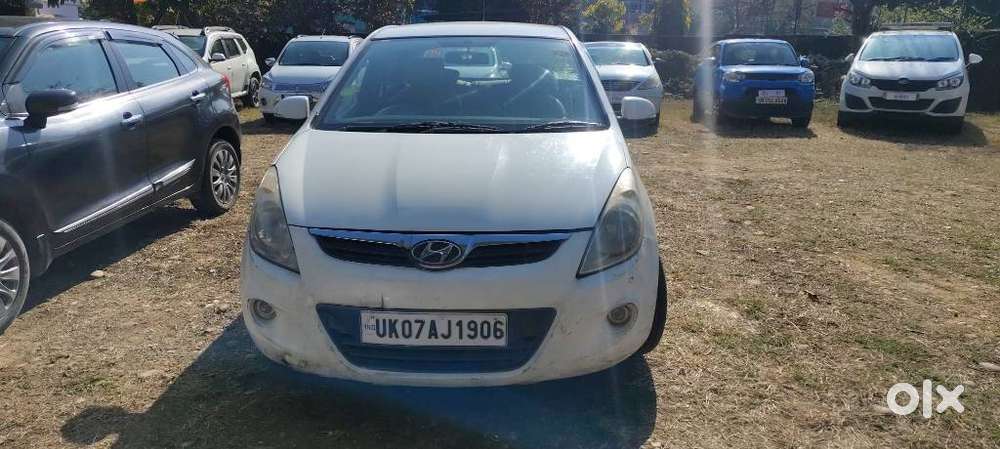 Hyundai I20 2010-2012 1.2 Sportz, 2011, Petrol