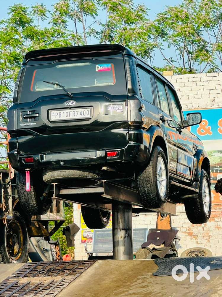 Mahindra Scorpio Diesel 2016