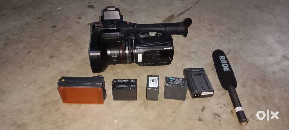 Panasonic avvecam video camera AG- AC90 Cameras Lenses