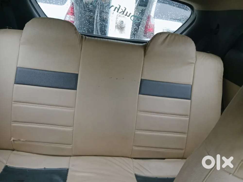 Pourly Petrol, Power Windo, Power Staring, Ac , Music, Seats All Ok