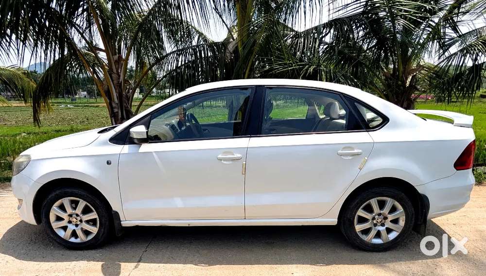Skoda Rapid 1.6 2013