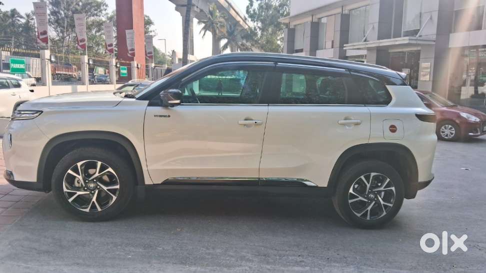 Toyota Urban Cruiser Hyryder 1.5 V Hybrid, 2025, Petrol