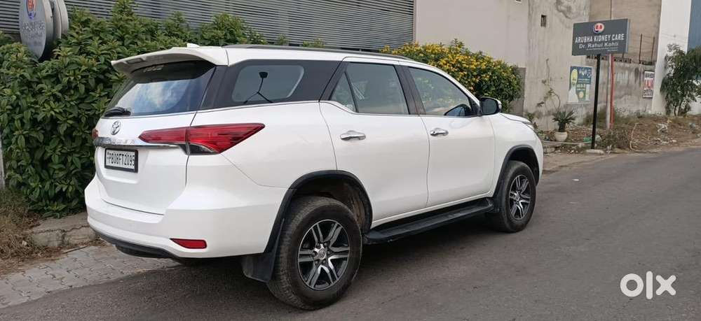Toyota Fortuner 2017 Diesel Well Maintained