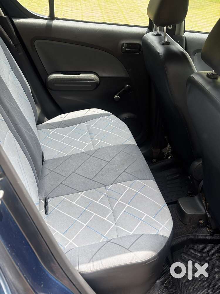 Maruti Suzuki Ritz Lxi, 2011, Petrol