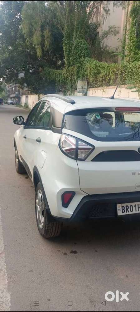Tata Nexon 1.2 Revotron Xm (s), 2023, Petrol
