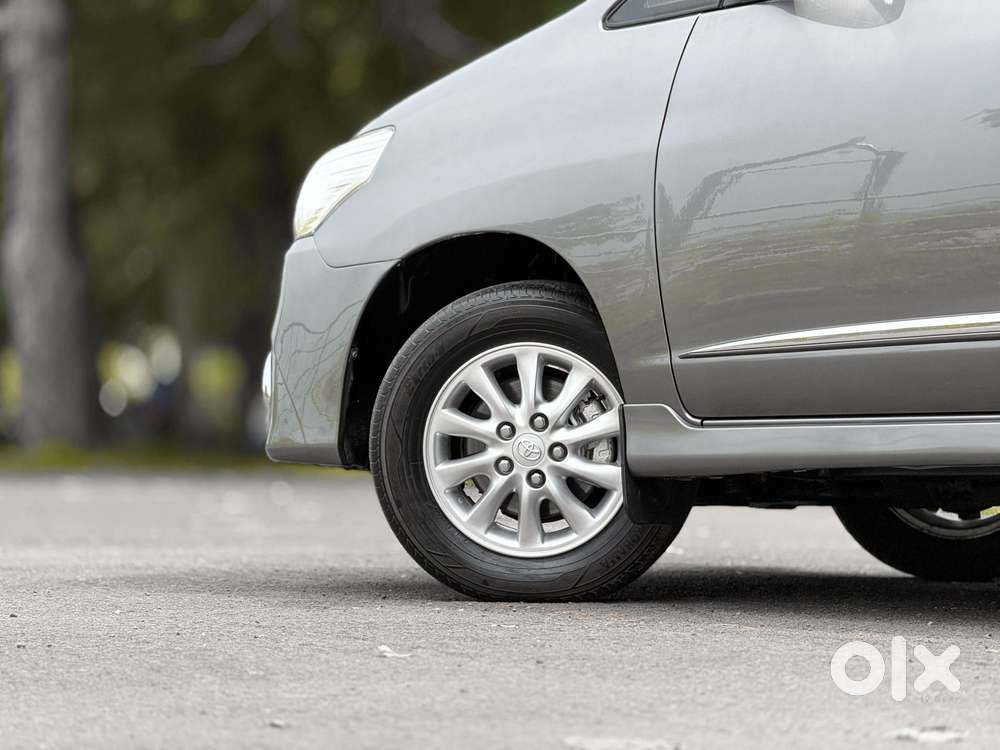 Toyota Innova 2.5 Vx 7 Str Bs-iii, 2014, Diesel