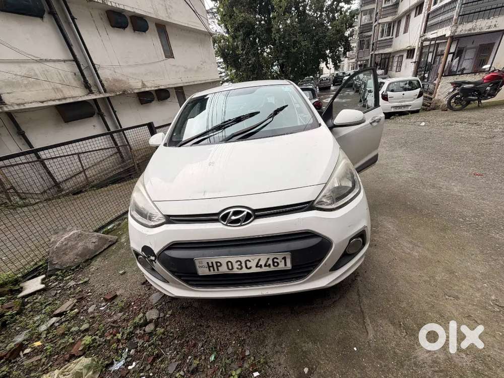 Hyundai Xcent Petrol Manual 2014