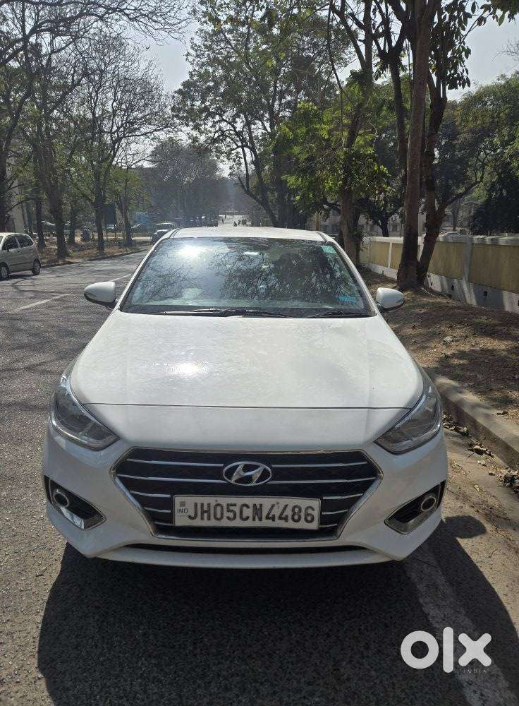Hyundai Verna Sx 1.5 Petrol Ivt, 2019, Petrol