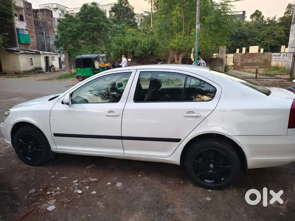 Skoda Laura Elegance 2010