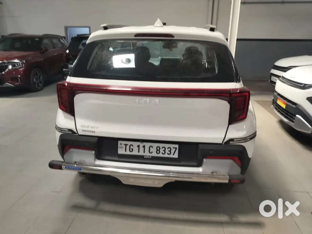 Kia Sonet 2025 Petrol 7500 Km Driven